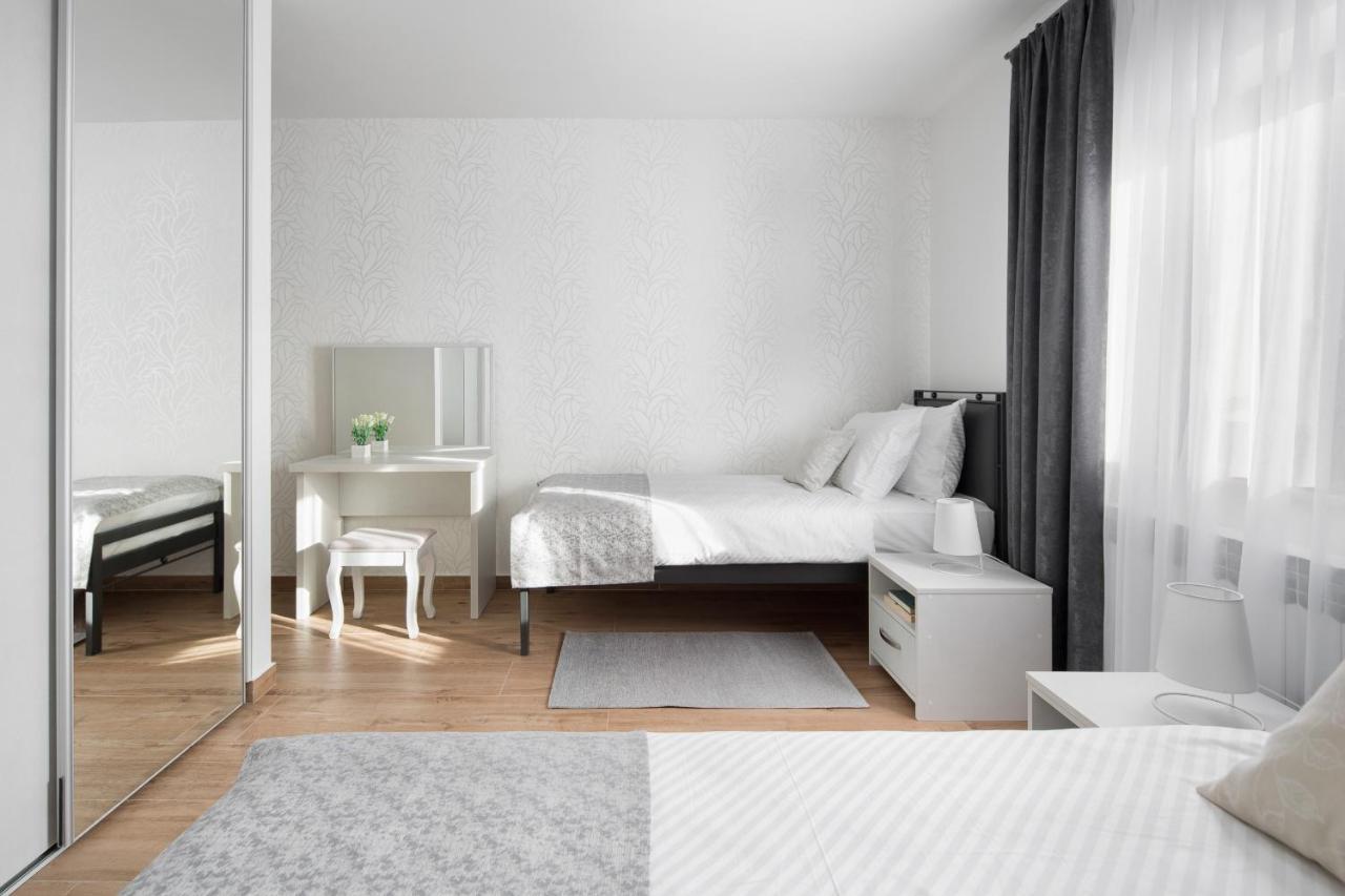 Villa Vesna With Sauna, Hot Tub Potpićan エクステリア 写真